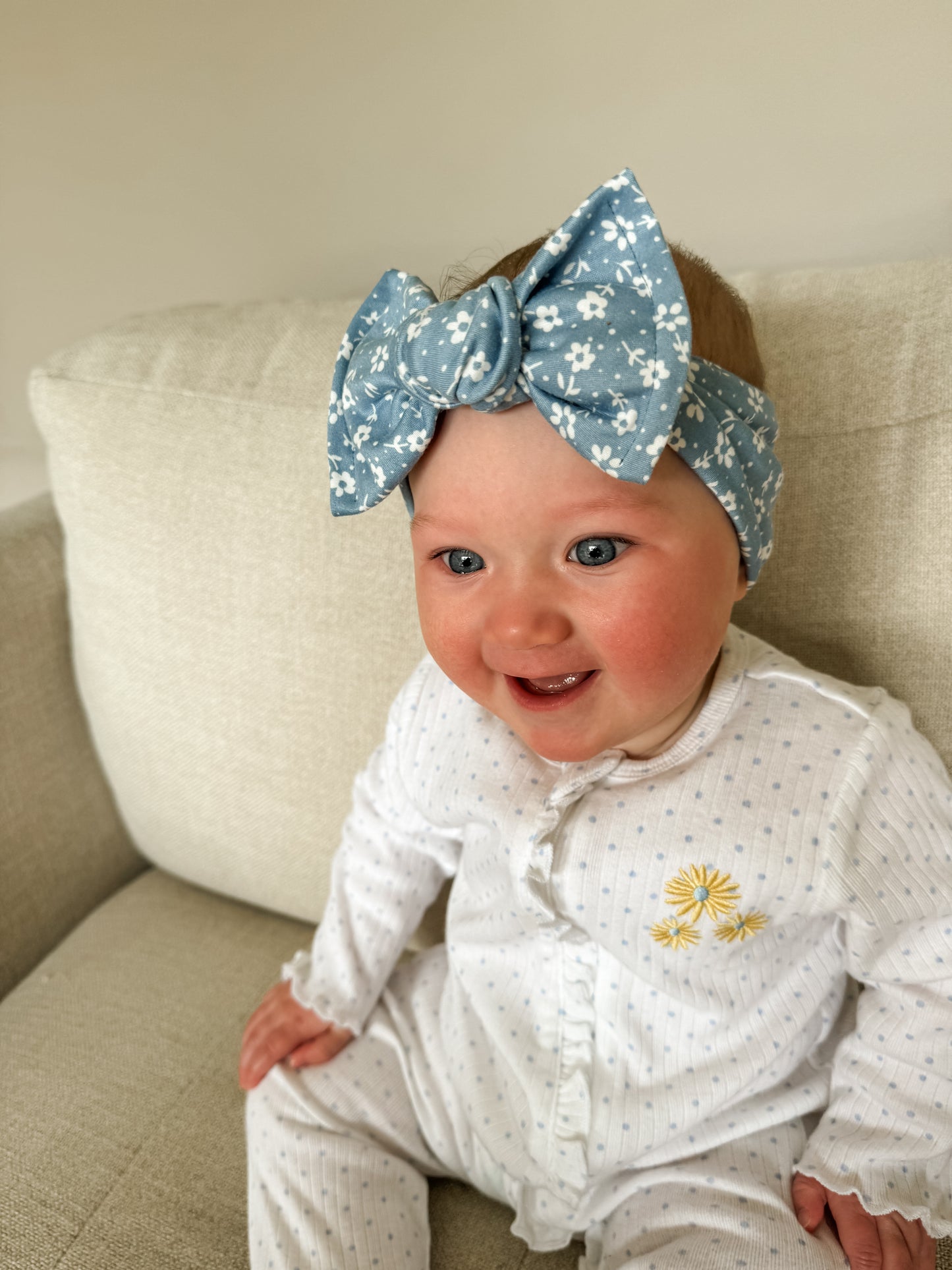 Blooming Sky Chunky Bow