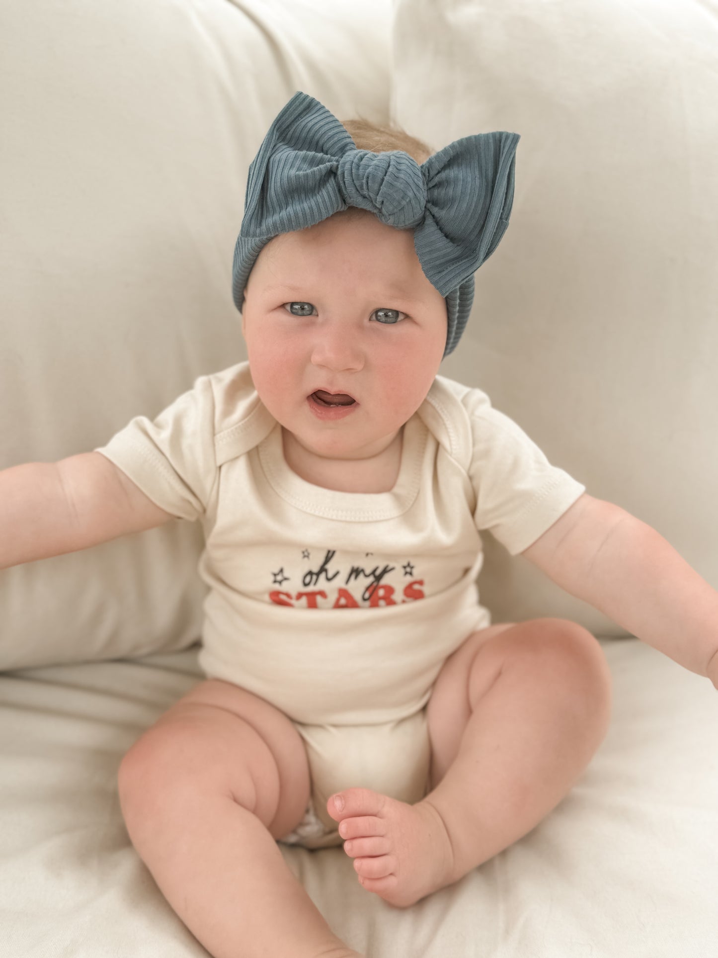 Dainty Blue Ribbed Chunky Bow