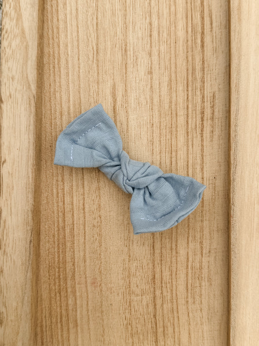 Dreamy Sky Classic Bow Clip