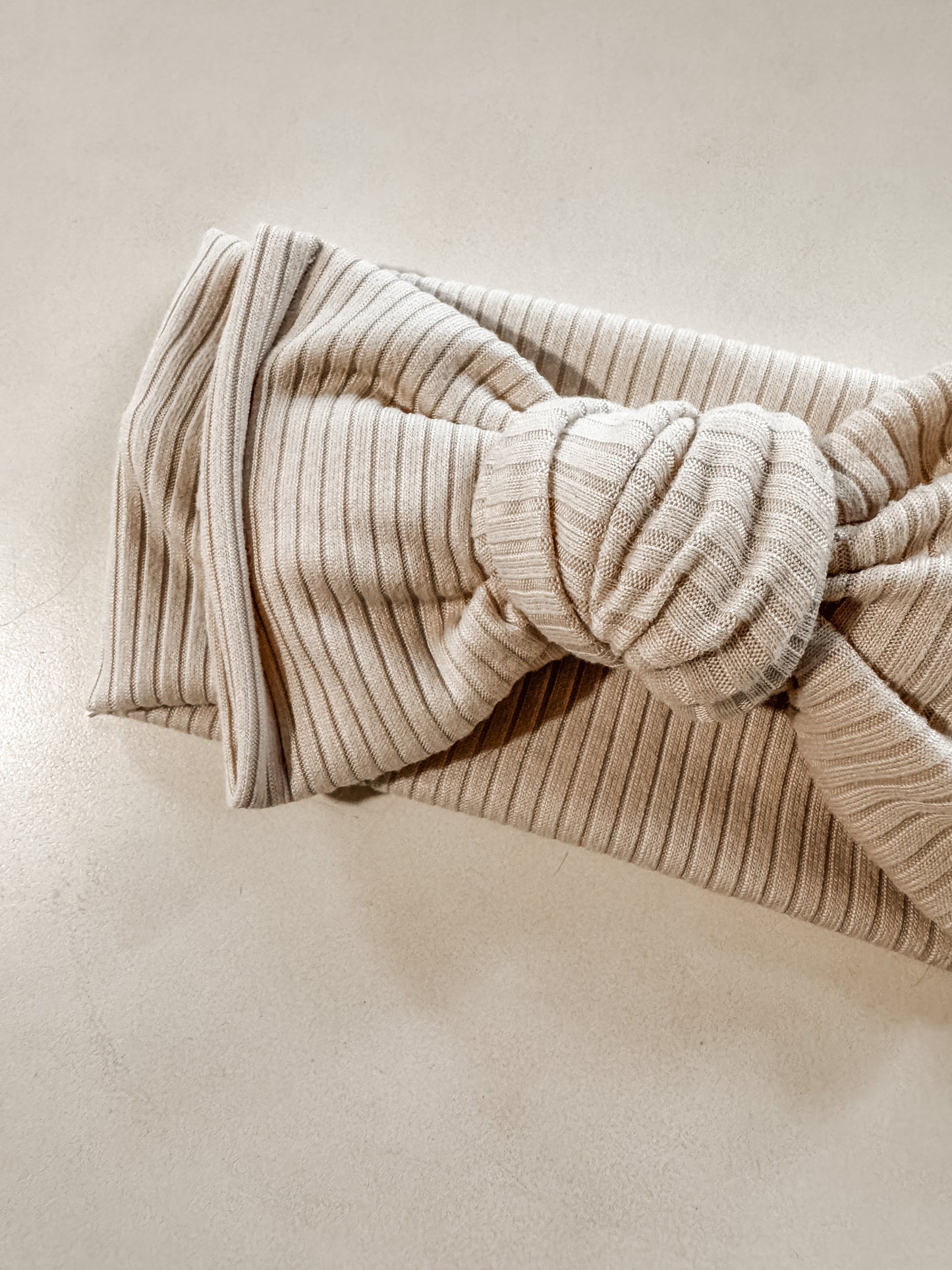 Oatmeal Ribbed-Knit Chunky Bow
