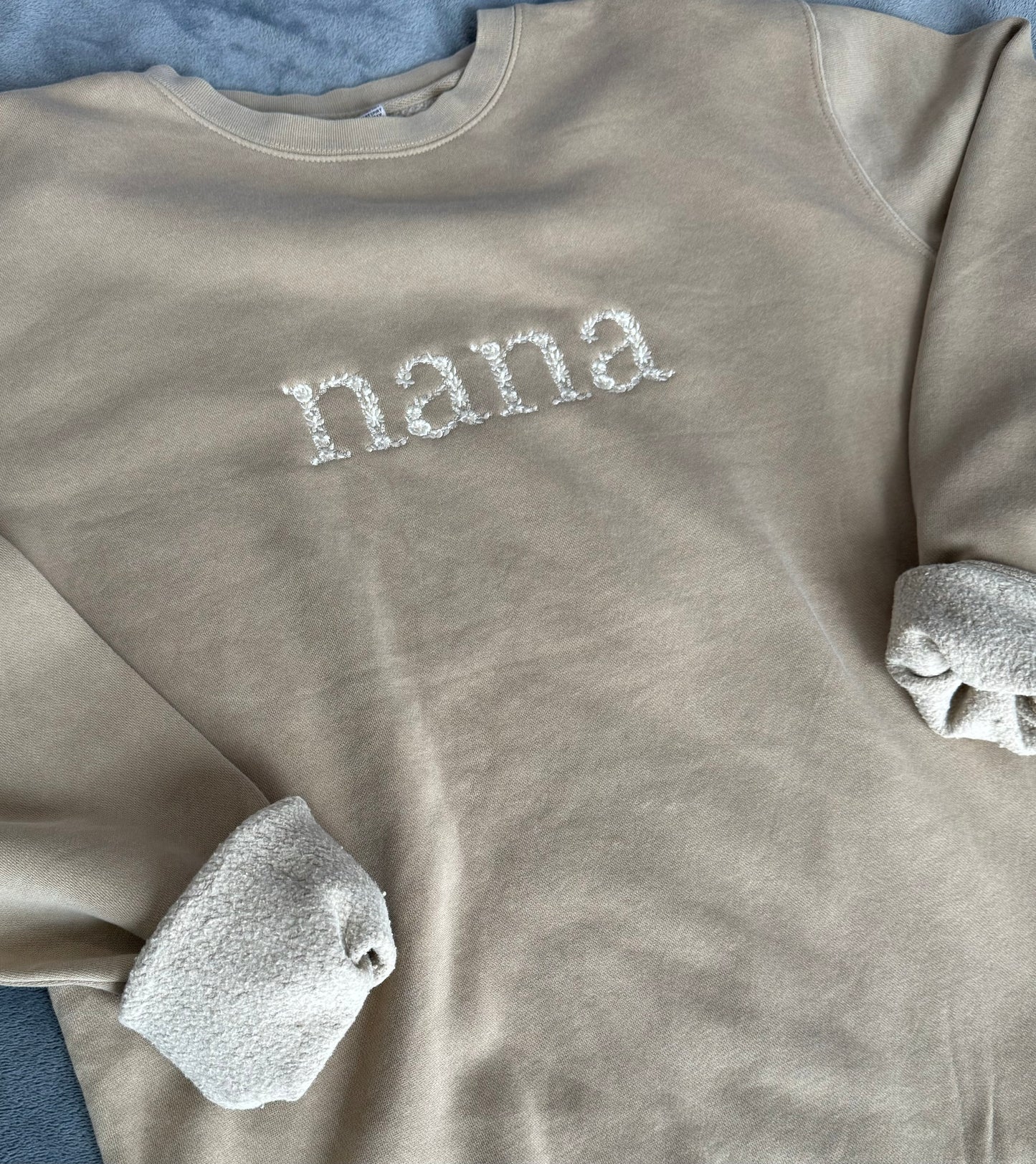nana floral | sandstone