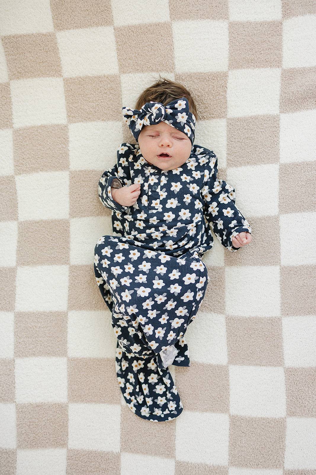 Navy Daisy Ribbed Bamboo Knot Gown